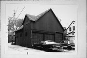 643 E OTJEN ST (REAR), a Front Gabled carriage house, built in Milwaukee, Wisconsin in 1913.