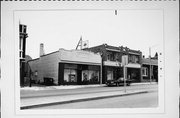 507-513 W LINCOLN AVE, a Twentieth Century Commercial retail building, built in Milwaukee, Wisconsin in 1920.