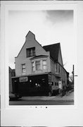 3412-14 W LISBON AVE, a German Renaissance Revival apartment/condominium, built in Milwaukee, Wisconsin in 1901.