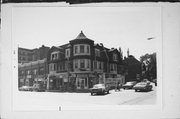 3431 W LISBON AVE, a Queen Anne apartment/condominium, built in Milwaukee, Wisconsin in .