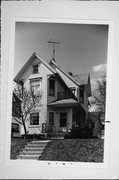 2749 S LOGAN AVE, a Queen Anne house, built in Milwaukee, Wisconsin in 1908.