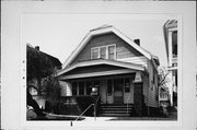2815 S LOGAN AVE, a Bungalow house, built in Milwaukee, Wisconsin in 1922.