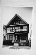 2841 S LOGAN AVE, a Front Gabled house, built in Milwaukee, Wisconsin in 1904.