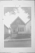 809 W MAPLE ST 809 W MAPLE ST, a Front Gabled house, built in Milwaukee, Wisconsin in 1900.