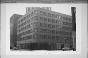 411 E MASON ST (A.K.A. 732-748 N MILWAUKEE ST) 411 E MASON ST (A.K.A. 732-748 N MILWAUKEE ST), a Art/Streamline Moderne large office building, built in Milwaukee, Wisconsin in 1937.