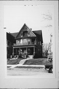 3212-3214 W MCKINLEY BLVD 3212-3214 W MCKINLEY BLVD, a Queen Anne duplex/two-flat, built in Milwaukee, Wisconsin in 1904.