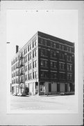 181-183 N MILWAUKEE (A.K.A. 333 E CHICAGO ST), a Commercial Vernacular industrial building, built in Milwaukee, Wisconsin in 1900.