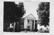 825 S SHORE DRIVE 825 S SHORE DRIVE, a Colonial Revival/Georgian Revival house, built in Madison, Wisconsin in 1928.