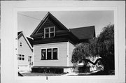 1214 E PRYOR AVE, a Gabled Ell greenhouse/nursery, built in Milwaukee, Wisconsin in 1892.