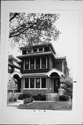 1601-03 E PRYOR AVE, a Craftsman duplex, built in Milwaukee, Wisconsin in 1923.