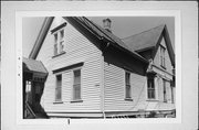 1836A N PULASKI, a Queen Anne house, built in Milwaukee, Wisconsin in 1926.