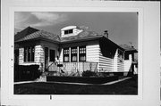 2744 S QUINCY AVE, a Bungalow house, built in Milwaukee, Wisconsin in 1924.