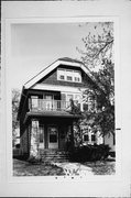 2770-72 S QUINCY AVE, a Craftsman duplex/two-flat, built in Milwaukee, Wisconsin in 1926.