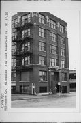 234 E RESERVOIR, a Prairie School industrial building, built in Milwaukee, Wisconsin in 1920.