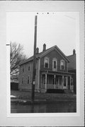 7222-7220 W STATE ST, a Front Gabled house, built in Wauwatosa, Wisconsin in .