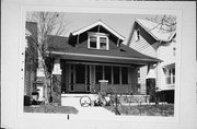 2990 S SUPERIOR ST, a Bungalow house, built in Milwaukee, Wisconsin in 1918.