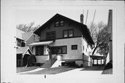 3096 S SUPERIOR ST, a Arts and Crafts house, built in Milwaukee, Wisconsin in 1914.