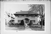 2360 N TERRACE AVE, a Prairie School house, built in Milwaukee, Wisconsin in 1915.