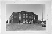 800 W WALNUT ST, a Late Gothic Revival school – elem/middle/jr high/high, built in Milwaukee, Wisconsin in 1924.
