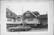 1952 N WARREN, a Bungalow house, built in Milwaukee, Wisconsin in 1927.