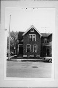 801 W WASHINGTON ST, a Gabled Ell house, built in Milwaukee, Wisconsin in .
