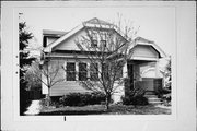 2709 S WENTWORTH AVE, a Bungalow house, built in Milwaukee, Wisconsin in 1928.