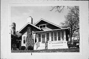 3092 S WENTWORTH AVE, a Bungalow house, built in Milwaukee, Wisconsin in 1913.