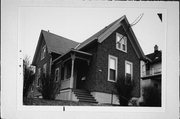 2365 S WILLIAMS ST, a Queen Anne house, built in Milwaukee, Wisconsin in .