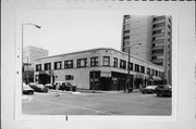 711 (701-715) W WISCONSIN AVE, a Twentieth Century Commercial large retail building, built in Milwaukee, Wisconsin in 1913.