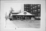 2336 W WISCONSIN AVE 2336 W WISCONSIN AVE, a Commercial Vernacular grocery store/supermarket, built in Milwaukee, Wisconsin in 1975.