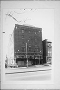 2620 W WISCONSIN AVE, a Twentieth Century Commercial warehouse, built in Milwaukee, Wisconsin in 1923.