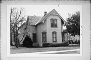 1514 CHURCH ST, a Queen Anne house, built in Wauwatosa, Wisconsin in 1880.