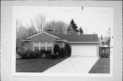 614 CRESCENT CT, a Ranch house, built in Wauwatosa, Wisconsin in 1963.