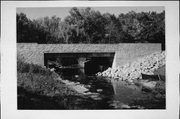 HONEY CREEK PARKWAY OVER HONEY CREEK, a NA (unknown or not a building) concrete bridge, built in Wauwatosa, Wisconsin in 2007.