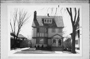 6217-6219 W LLOYD ST, a Colonial Revival/Georgian Revival duplex/two-flat, built in Wauwatosa, Wisconsin in 1924.