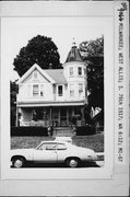 1517 S 75TH ST, a Queen Anne house, built in West Allis, Wisconsin in 1904.