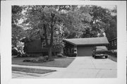 8711 W ARTHUR PL, a Contemporary house, built in West Allis, Wisconsin in 1965.