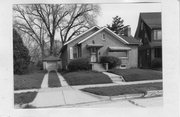 2102 YAHARA PL, a Bungalow house, built in Madison, Wisconsin in 1929.