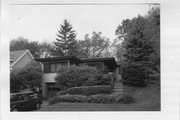 914 CORNELL CT, a Contemporary house, built in Shorewood Hills, Wisconsin in .