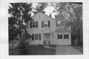 914 SWARTHMORE CT, a Front Gabled house, built in Shorewood Hills, Wisconsin in .