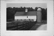 NORTH SIDE OF TOWNLINE RD, C. 1/4 MILE EAST OF AVON STORE RD, a Astylistic Utilitarian Building barn, built in Avon, Wisconsin in 1890.