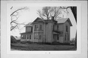 11855 USH 14, WEST SIDE OF 14, 1/8 MILE SOUTH OF COUNTY LINE, a Queen Anne house, built in Union, Wisconsin in .