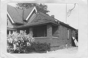 1227 E WILSON ST, a Front Gabled house, built in Madison, Wisconsin in 1921.