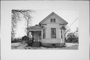 726 W GRAND AVE, a Queen Anne house, built in Beloit, Wisconsin in 1885.