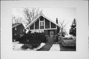940 HACKETT ST, a Craftsman house, built in Beloit, Wisconsin in 1910.