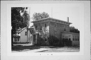 523 HIGHLAND AVE 523 HIGHLAND AVE, a Italianate house, built in Beloit, Wisconsin in 1860.