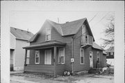 820 PARKER CT, a Side Gabled house, built in Beloit, Wisconsin in 1898.