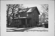 1220 PORTER AVE 1220 PORTER AVE, a Craftsman house, built in Beloit, Wisconsin in 1910.