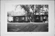 1820 RIVERSIDE DR, a Ranch hotel/motel, built in Beloit, Wisconsin in 1966.
