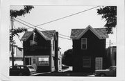 1033 AND 1035 S PARK ST, a Side Gabled house, built in Madison, Wisconsin in 1914.